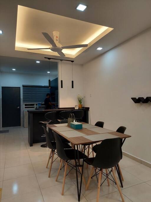 Yong Guesthouse 쿠알라캉사르 외부 사진